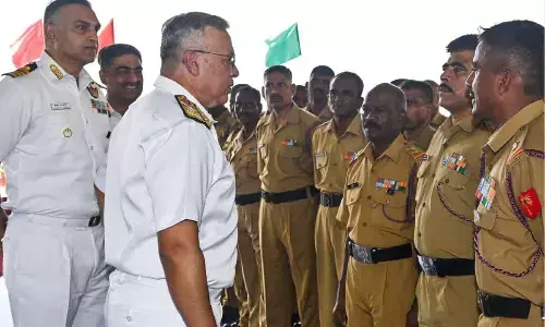 ENC chief visits air station INS Parundu