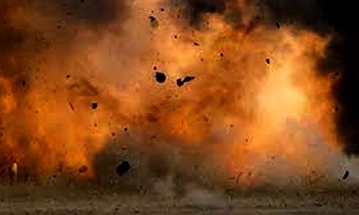 Explosion kills three in UP sugar factory