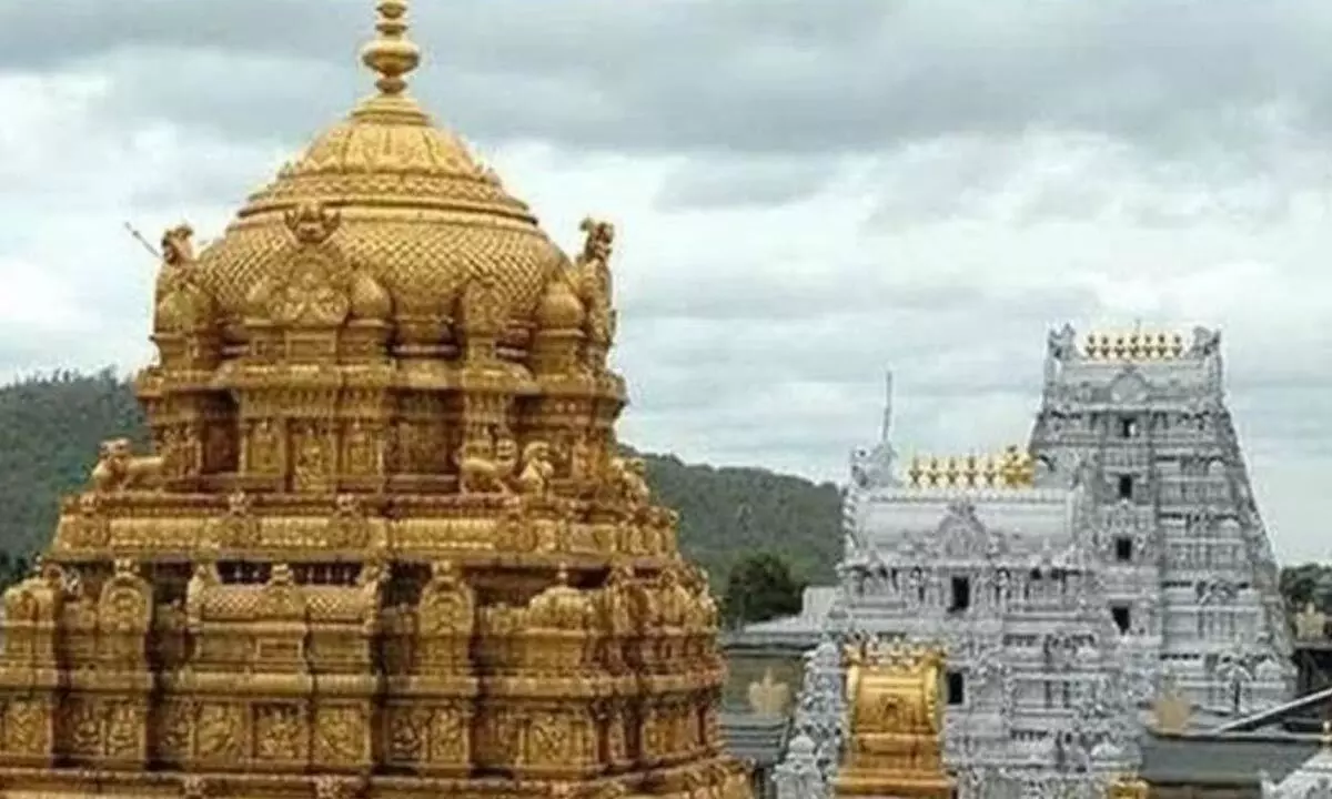 Tirumala witness rush amid weekend, devotees wait in 16 compartments