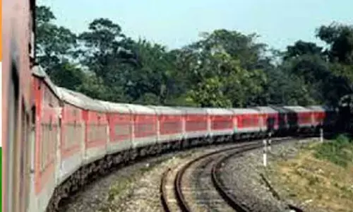 Close shave for Rajdhani Express in Bihars Bhagalpur