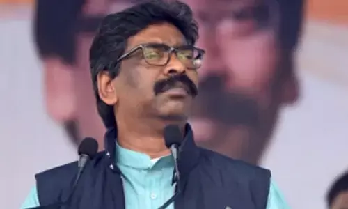 JMM workers shut shops, roads in Sahibganj over ED summons to Soren