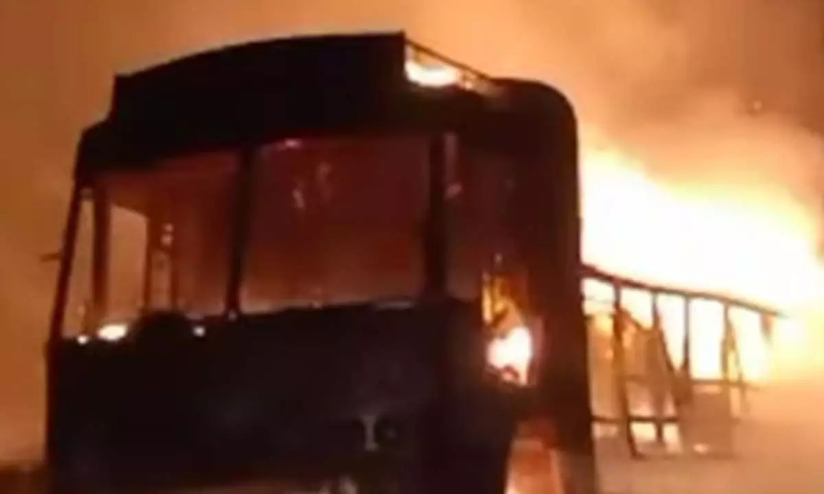 Truck bearing crackers catches fire in UP