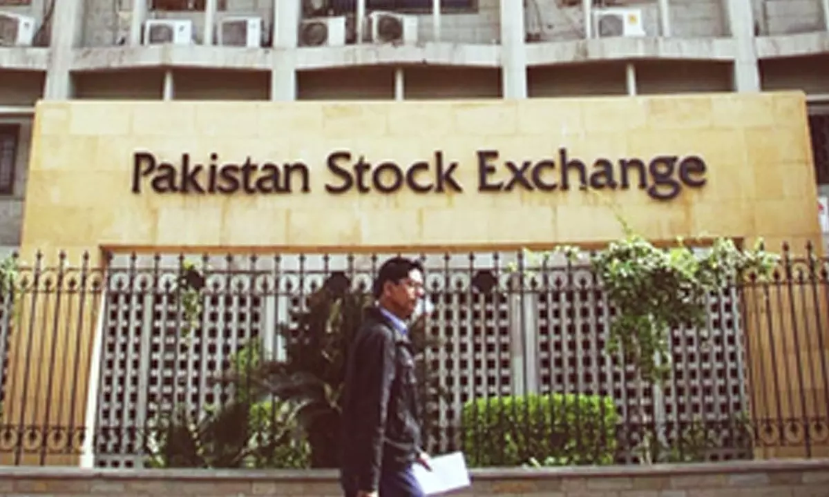 Pakistan stocks plunge amid Pak-Iran tensions