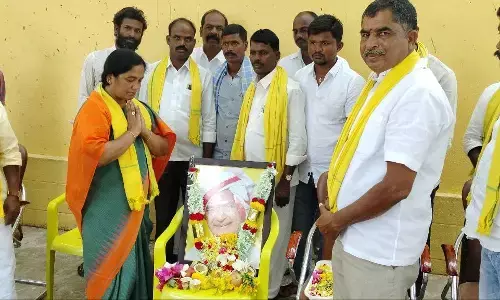 NTR gave political life to many leaders, says Paritala Sunitha