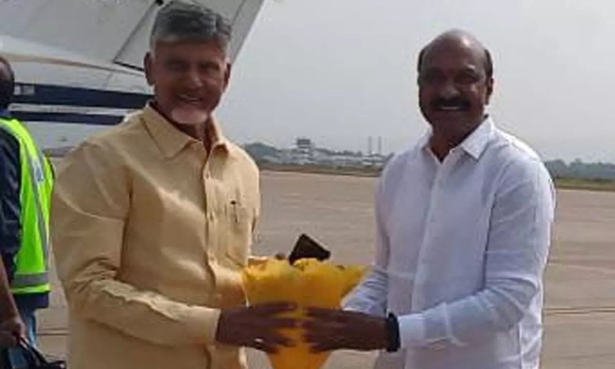 Vizag MLA Ganababu meets TDP chief Chandrababu Naidu