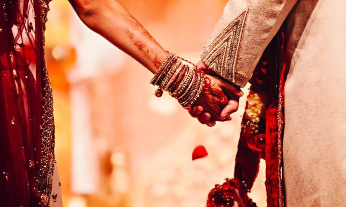 From Alia Bhatt to Kiara Advani, Bollywood celeb-inspired stunning kurta set for this wedding season