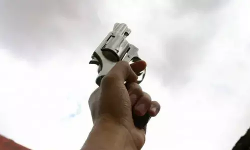 Gun fire creates flutter in Pattikonda