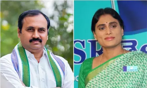Alla Ramakrishna Reddy joins Congress in presence of YS Sharmila