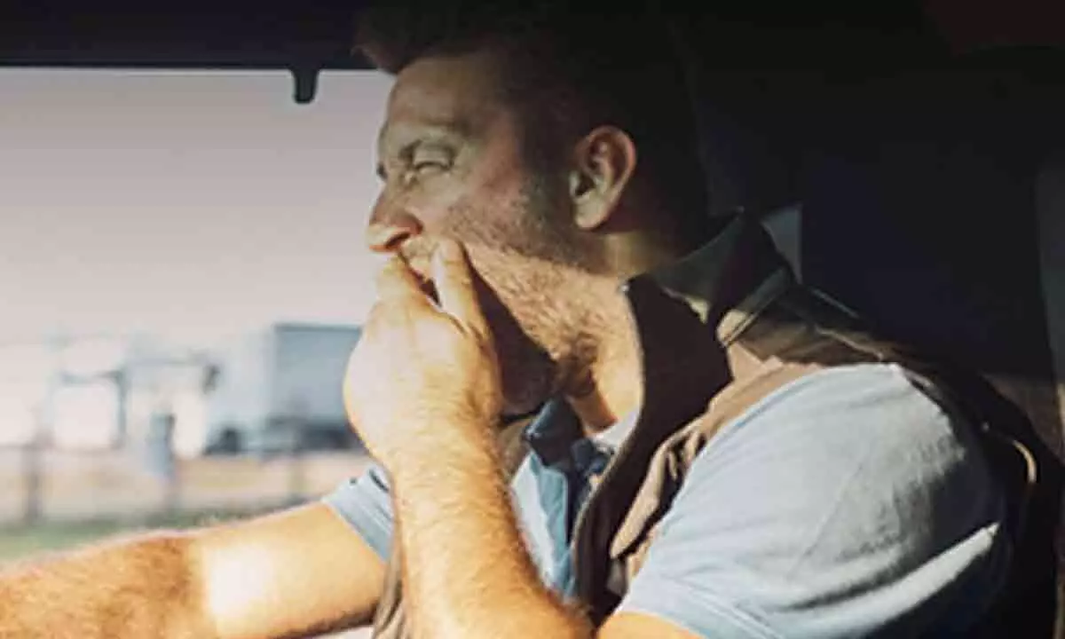 Driving with windows down, loud music may signal sleep disorder