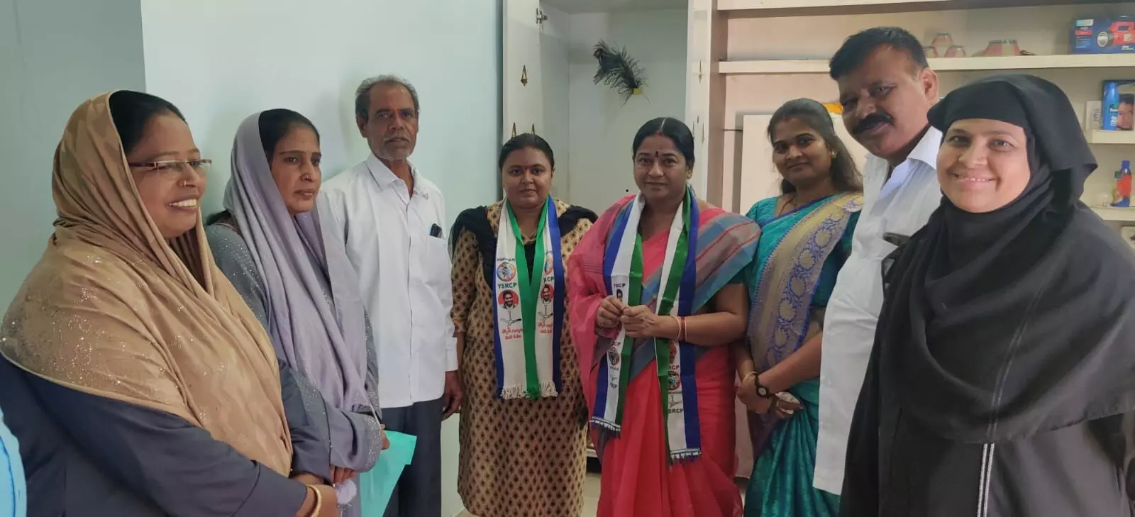 Hindupur YSRCP incharge Deepika participates in Gadapa Gadapaku Mana Prabhutvam