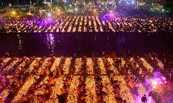 In the evening lanes, ghats will be lite with Diya In the evening lanes, ghats will be lite with Diya