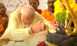 PM Modi placed Lotus flower before the feet of lord Rama idol first . PM Modi placed Lotus flower before the feet of lord Rama idol first .