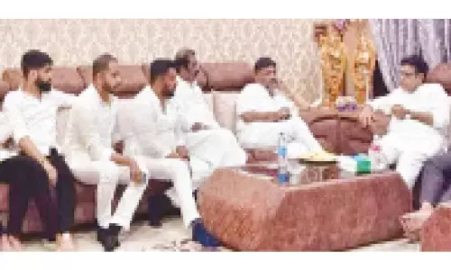 Denied Alur MLA ticket, Gummanur Jayaram likely to join telugu desam