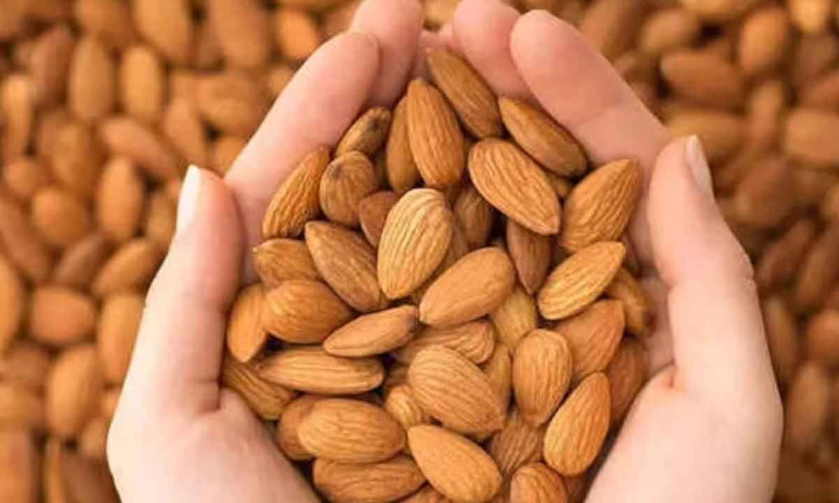 Go Nuts! Healthy Ways to Eat Almonds