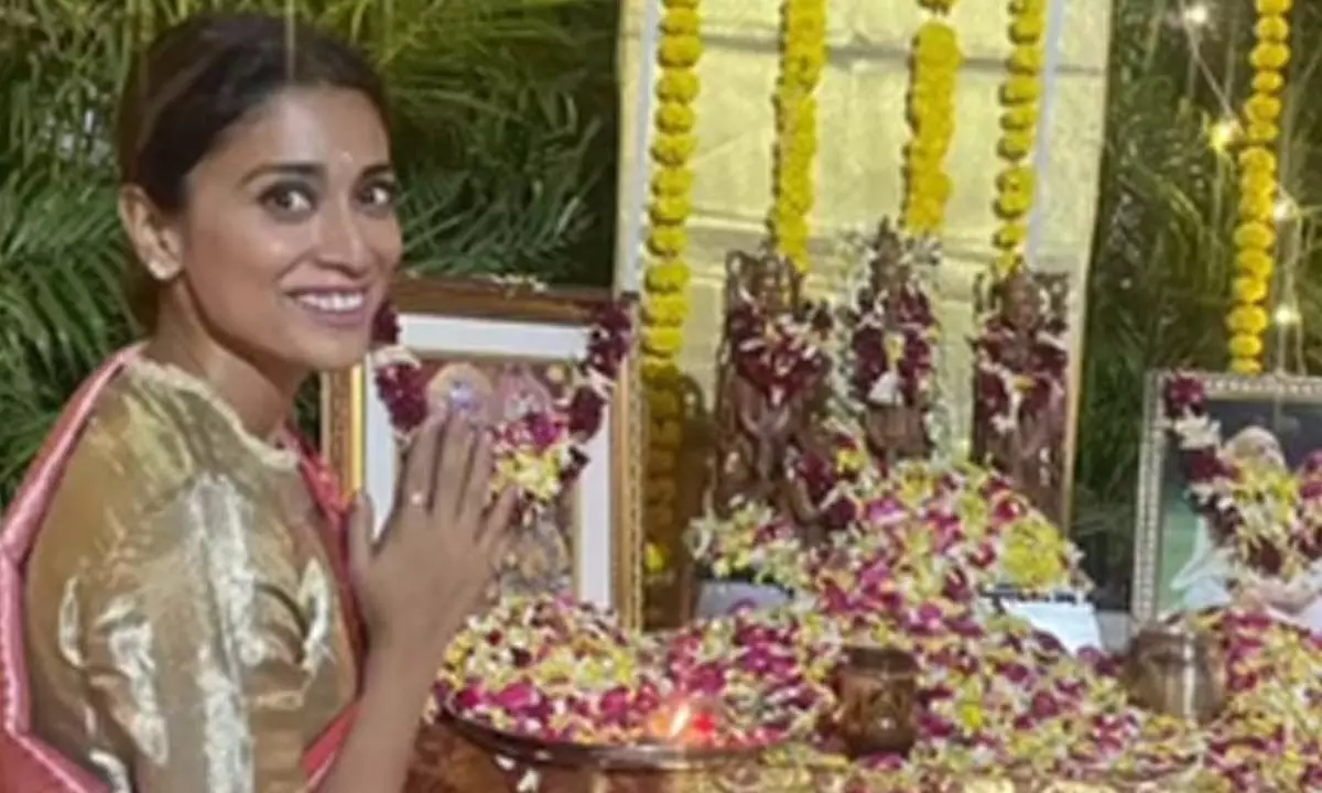 Shriya Saran wears her wedding saree to celebrate Pran Pratishtha of Ram Mandir