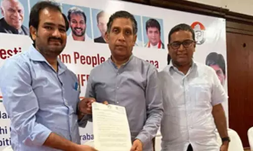 AIPC chairman seeks inputs in Telangana for Congress manifesto