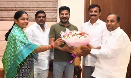 Four BRS MLAs meet Revanth Reddy