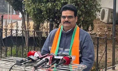 Lanka Dinakar flays YS Sharmila, express doubts on her entry into Congress