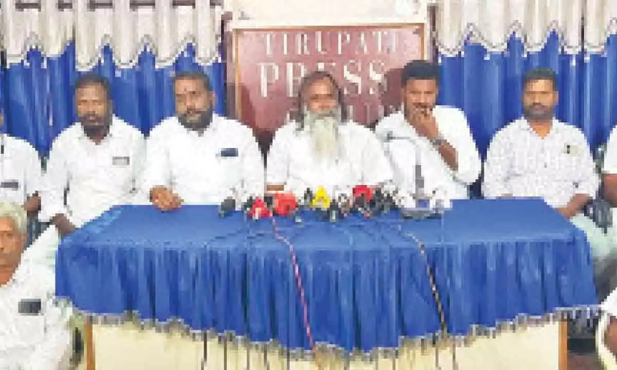 Tirupati: Civic chief refutes allegations against Minister Roja