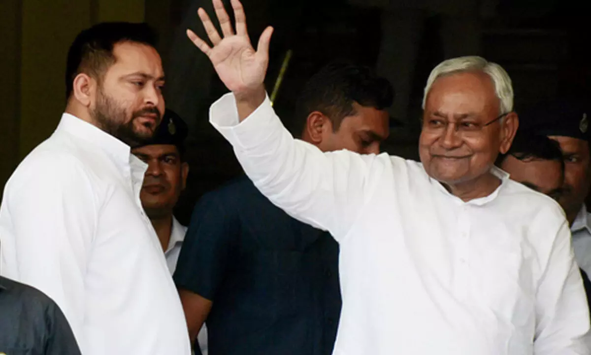 Nitish ends cabinet meet in 15 minutes, maintains cold stance against RJD