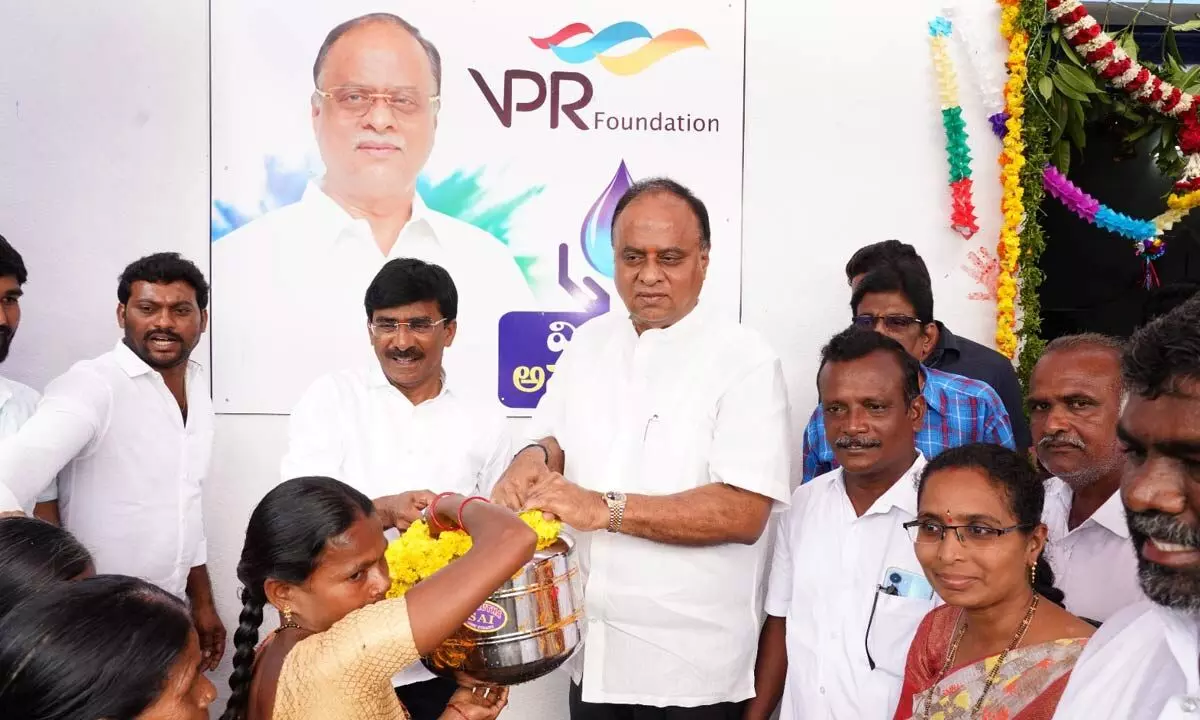 Vemireddy Prabhakar Reddy inaugurates Amrita Dhara water plant in Kavali