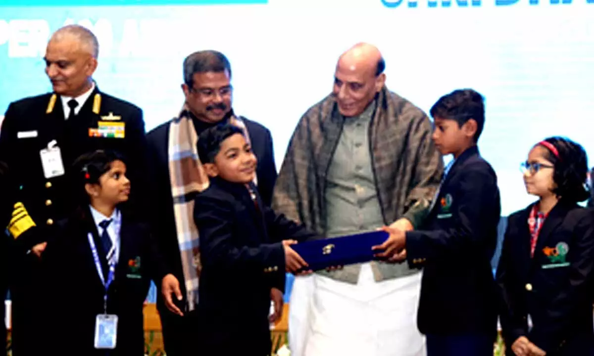 Rajnath Singh asks Class 11 student to deliver his speech