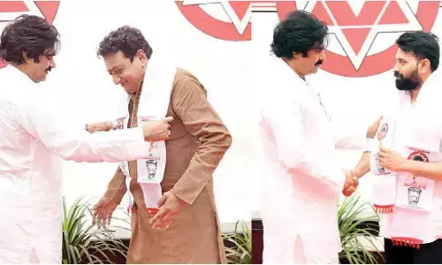 Actor Prudhviraj, choreographer Jani master join JSP