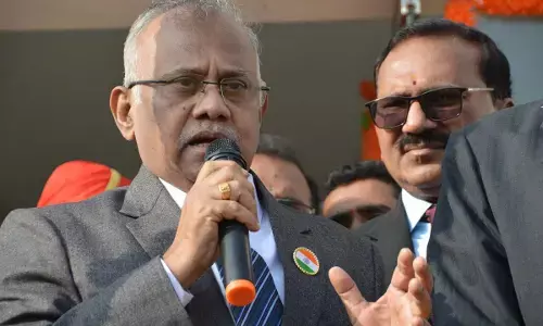 Lokayukta Registrar unfurls national flag on Republic Day