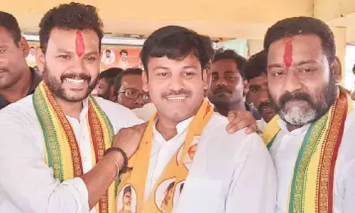 400 families loyal to YSRCP join TDP