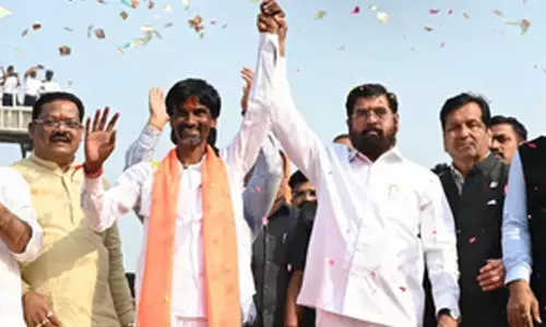 Kept my vow on Maratha quotas, says CM; Oppn terms it eyewash (ROUNDUP)