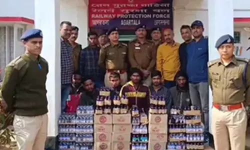 Inter-state drugs peddling racket busted; 6 held