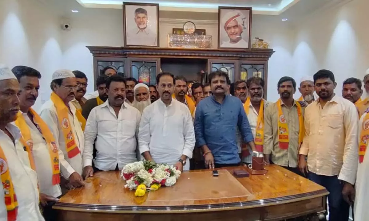 Kadiri TDP in-charge Kandikunta Venkataprasad flays YSRCP govt.