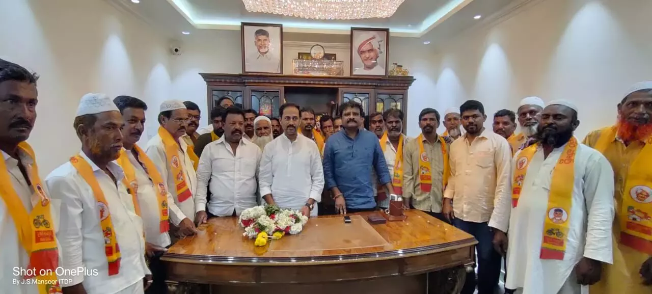 Kadiri TDP in-charge flays YSRCP govt., says it neglecting education sector