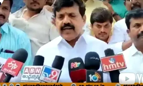 Former MLA Gonuguntla Suryanarayana flays Kethireddy Venkatrami Reddy