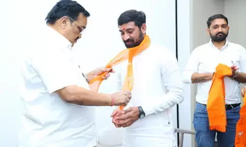 BJP expands Gujarat cadre with high-profile inductions from rival parties