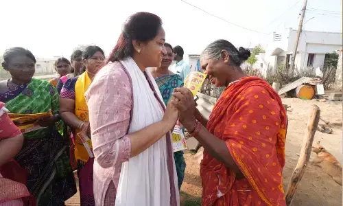 Kotamreddy Sridhar Reddy family receives warm welcome from people