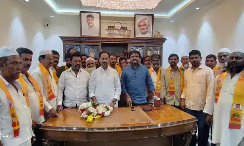 Kadiri TDP in-charge flays YSRCP govt., says it neglecting education sector