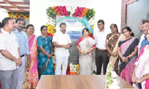 Vijayawada Mayor Rayana Bhagyalakshmi, West MLA Vellampalli Srinivas, VMC Commissioner Swapnil Dinkar Pundkar, Deputy Mayors Bellam Durga, Avuthu Sri Sailaja and VMC officials at the VMC new building on Monday