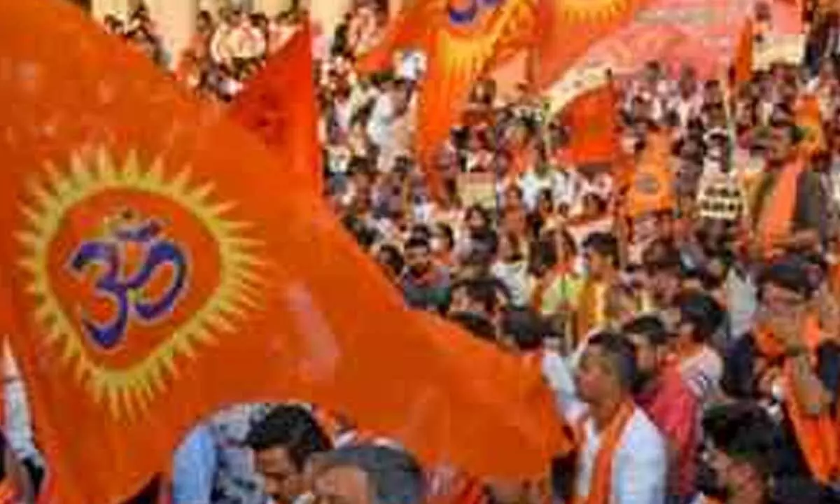 Govt, Oppn continue to spar over removal of Hanuman flag in Karnataka