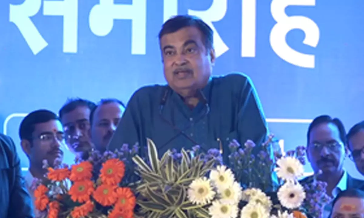 Gadkari rolls out highway projects worth Rs 2,367 crore in MP
