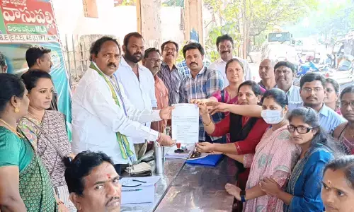 Vasupalli Ganesh Kumar express satisfaction over the development in state