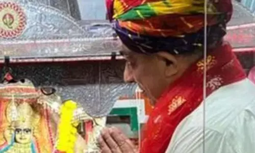 Former Foreign Minister Jaswant Singhs daughter-in-law dies in car accident, son Manvendra and grandson injured