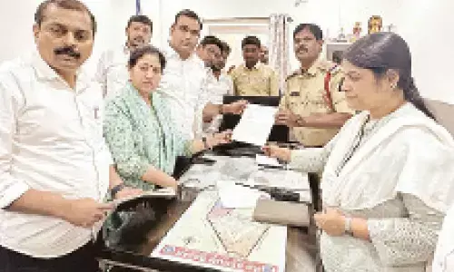 Congress lodges complaint against BJP leader Suvendu Adhikari