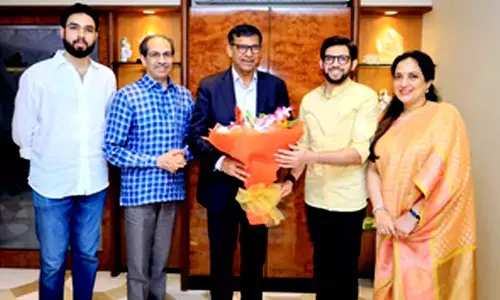 Political tongues wag in Maharashtra as Raghuram Rajan drops in to meet Uddhav Thackeray