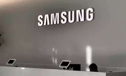 Samsung Q4 profit drops over 34%, memory chip rebounds