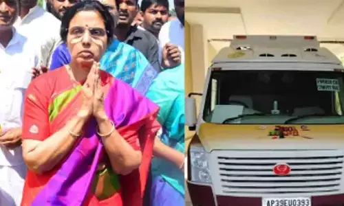 Nara Bhuvaneshwari to continue Nijam Gelavali in Nellore today, to meet Kin of TDP activist
