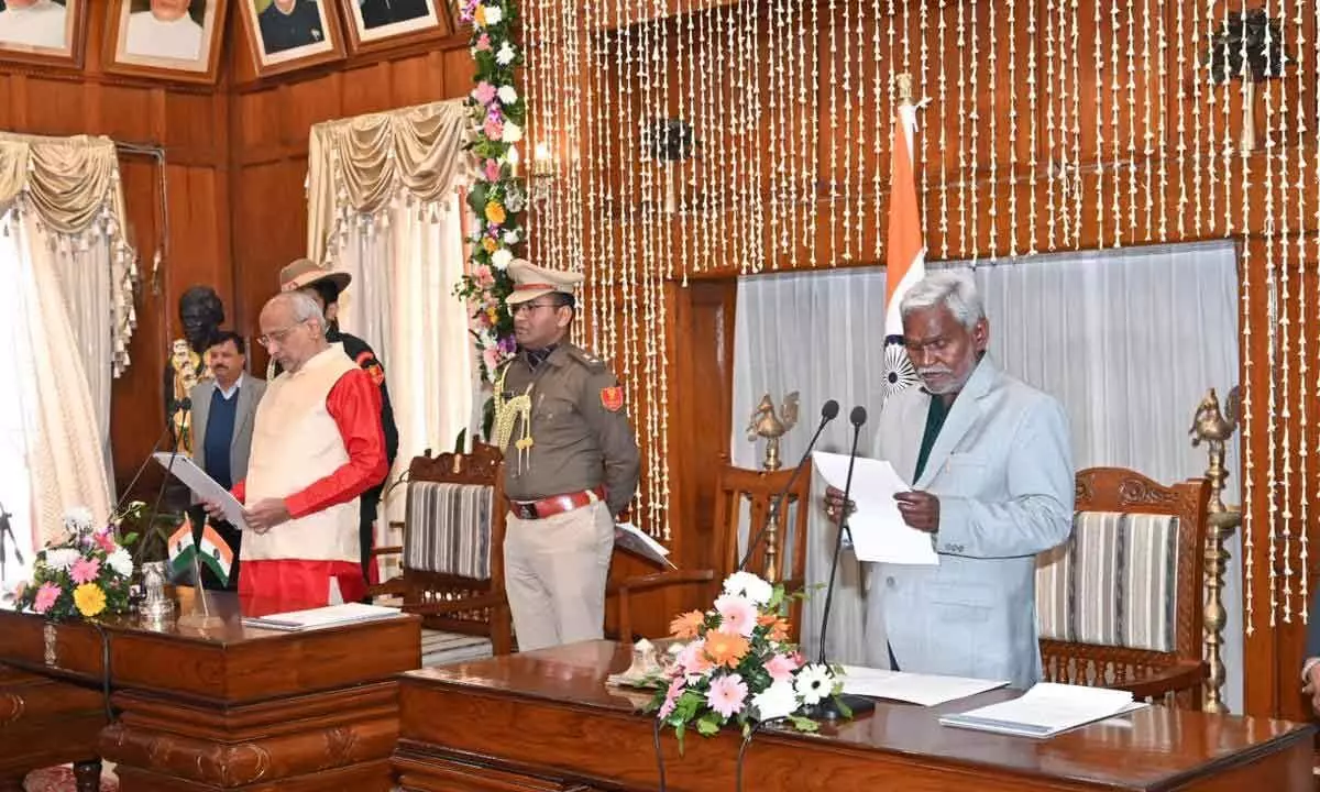 Champai sworn in Jharkhand CM