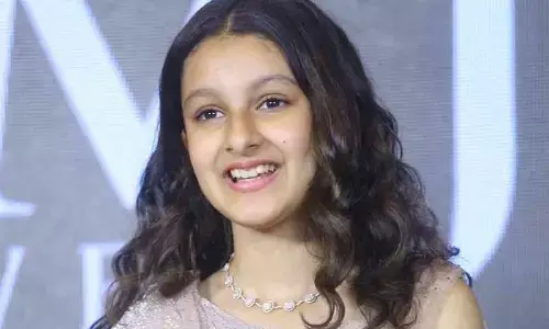 Sitara treats Mahesh Babu fans with ‘Dum Masala’