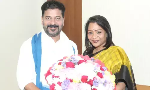 GHMC Mayor meets Revanth