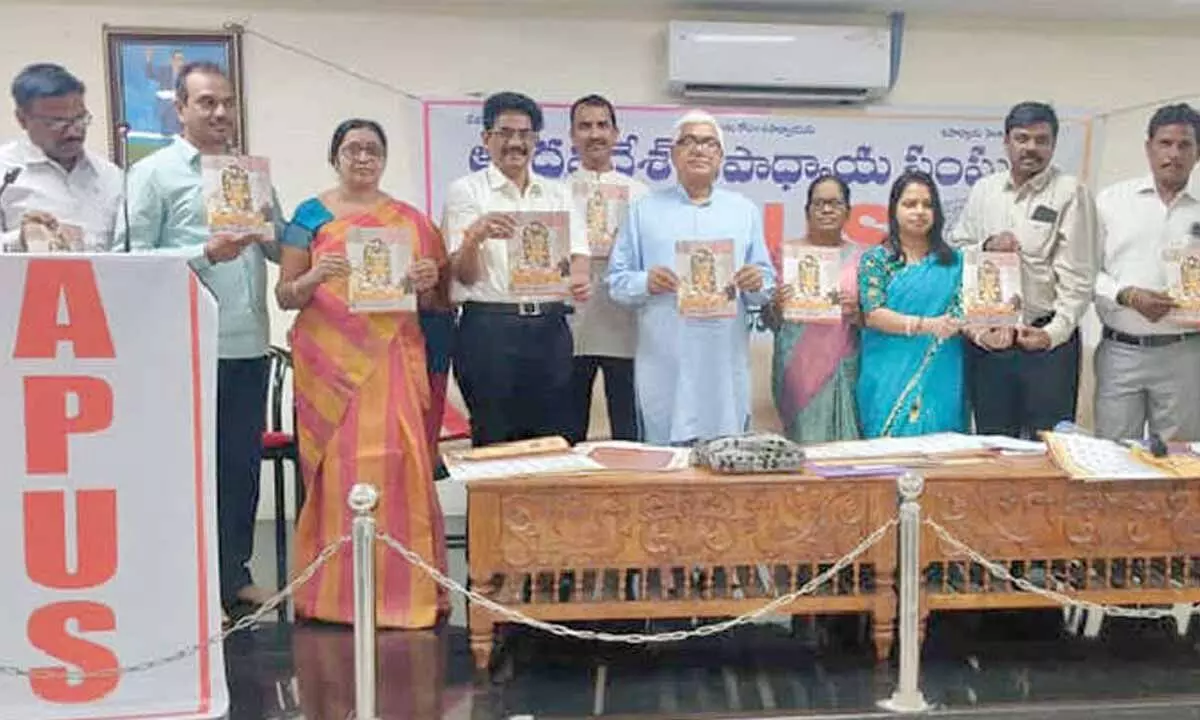 ABRSM and APUS leaders releasing special issue of Jagruti in Tirupati on Monday